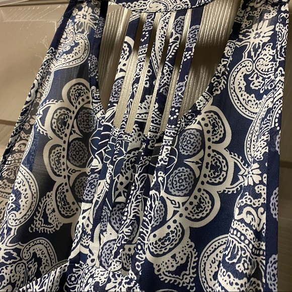 SOLD🛍2/$15-3/$20! Elodie Boho Top Size S EUC - Picture 8 of 11